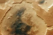 Recipe for a ‘rocky road’ crater soaked in martian history